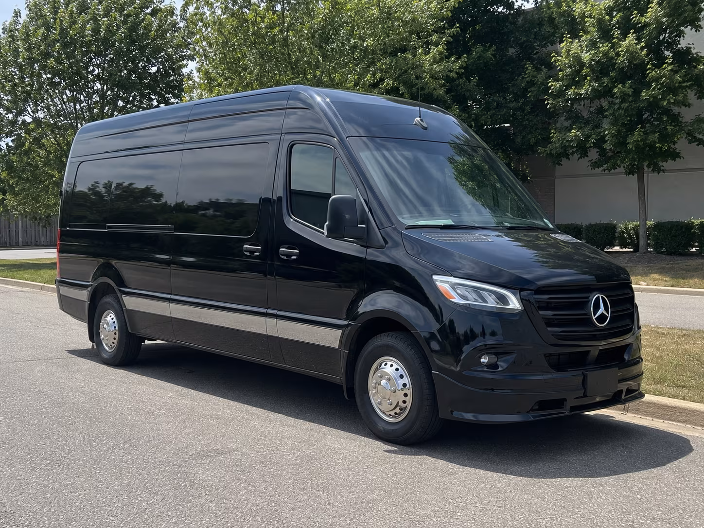 arrange transportation for your next corporate event 1