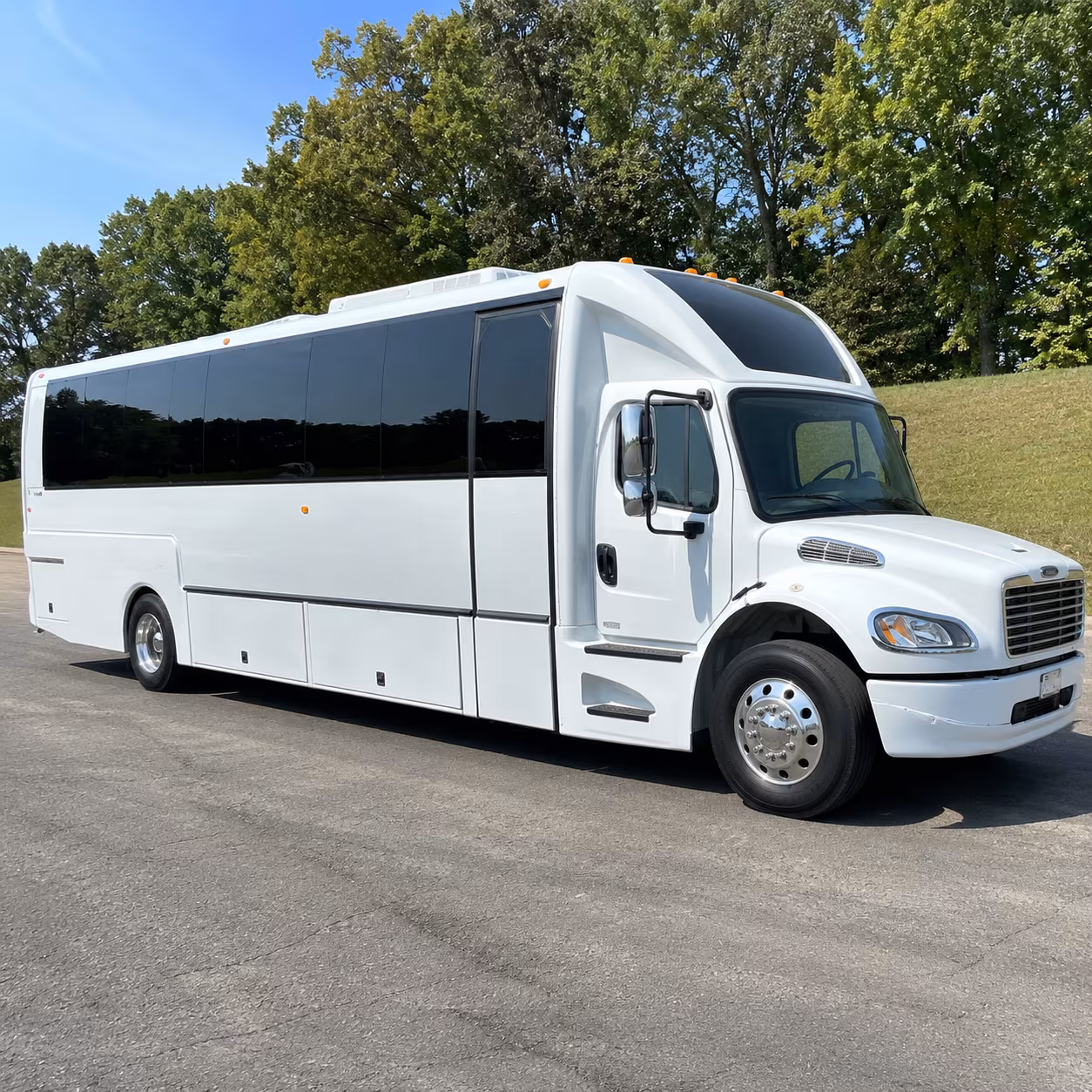bus rentals for bands performers and music industry groups in tustin