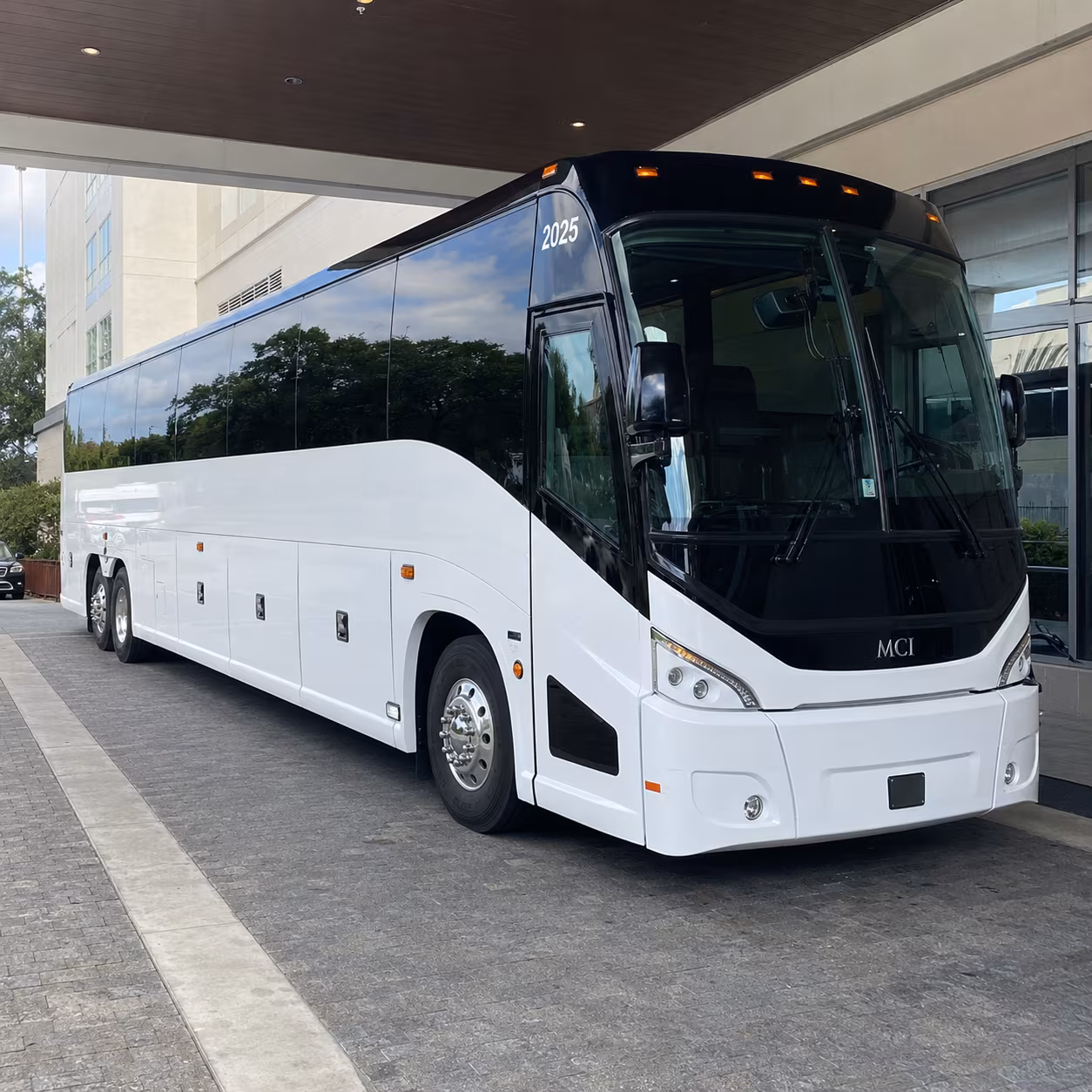 tustin 54 passenger charter bus